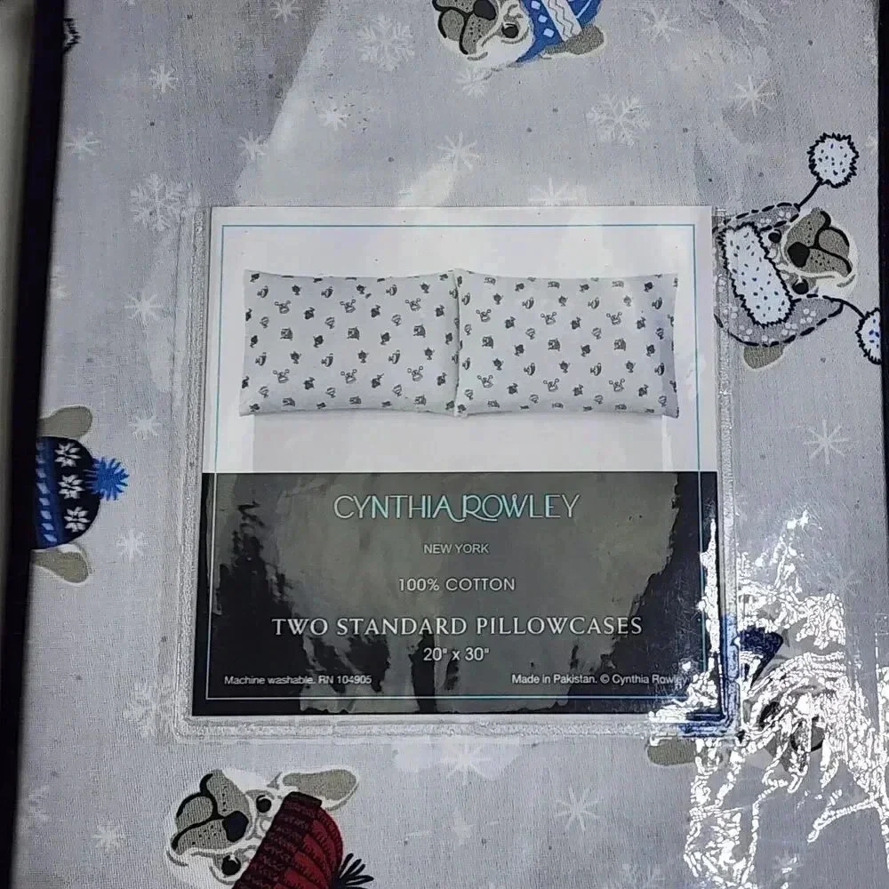 Cynthia Rowley Queen Sheet‎ Set with Two Pillowcases Dogs Hats Winter Snow New